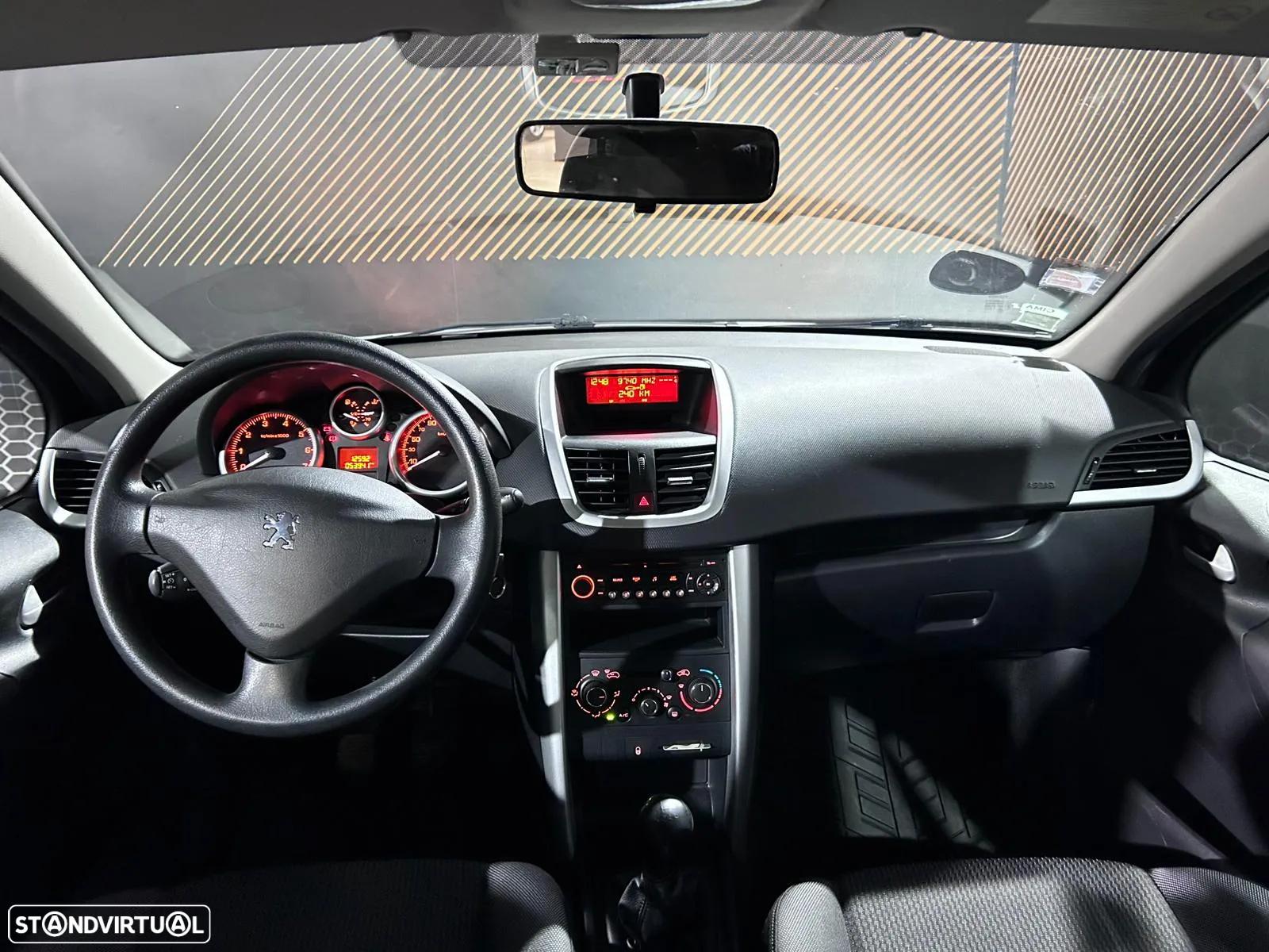 Peugeot 207 1.4 16V Trendy - 4
