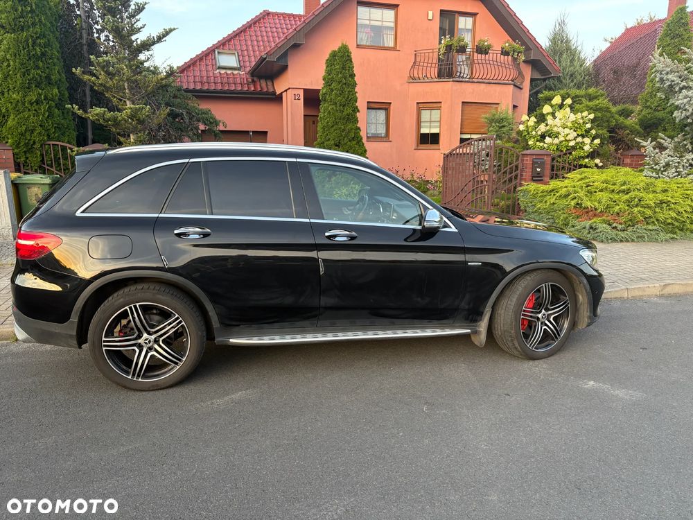 Mercedes-Benz GLC 220 d 4-Matic - 4