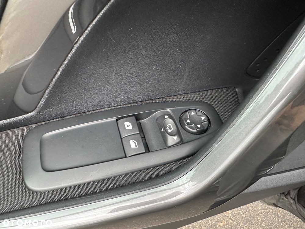 Peugeot 2008 - 27