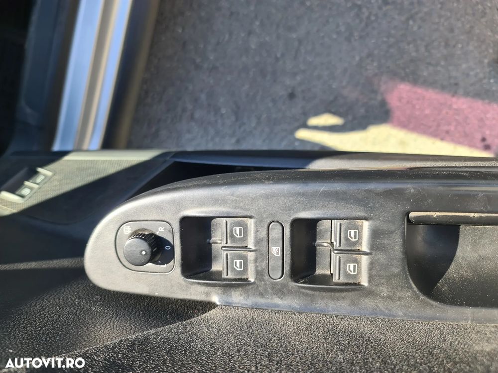 Volkswagen Passat Variant 2.0 TDI Comfortline - 6