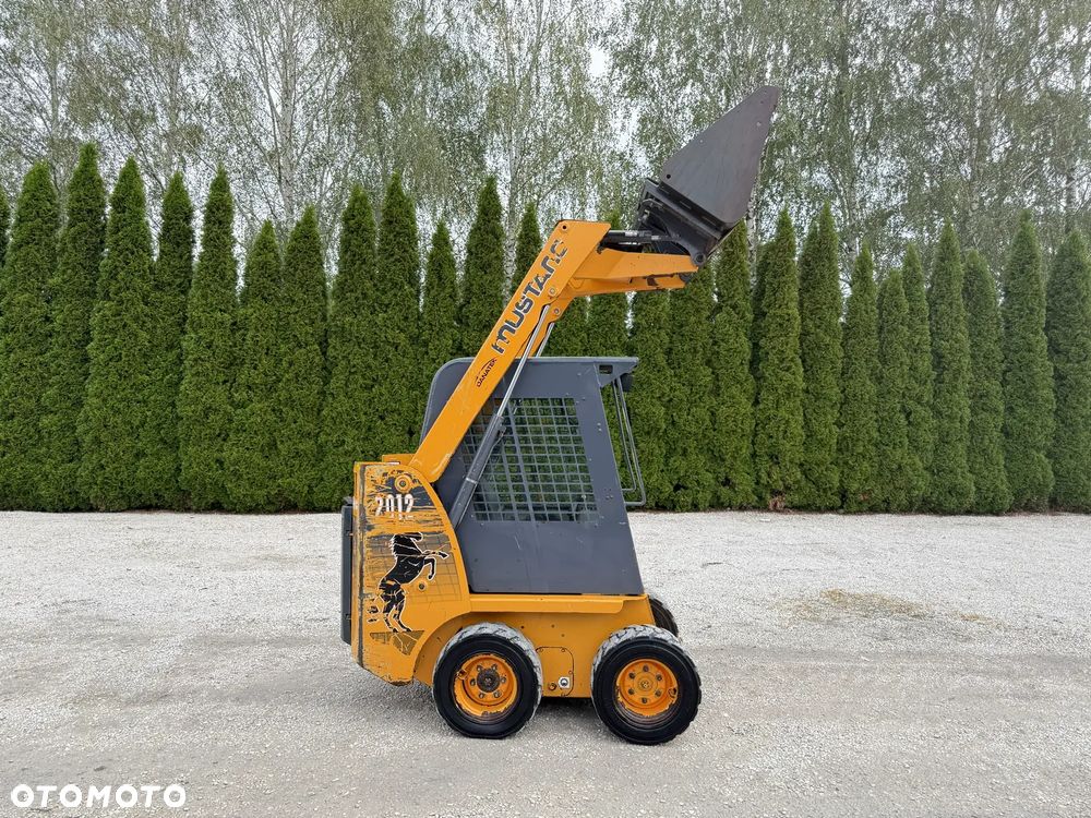 MUSTANG 2012 Bobcat MINIŁADOWARKA ŁADOWARKA / Z NIEMIEC / SZEROKOŚĆ 90CM! / 5035 180 120 jcb schaeff weidemann schaffer avant czesci case bobcat kramer gehl s70 wacker wl25 L23 L28 S100 S130przegub - 34