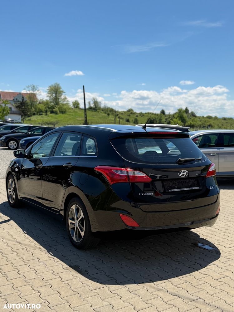 Hyundai i30 1.4 GL Comfort - 6