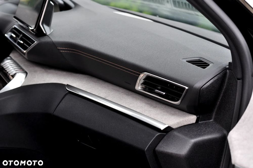 Peugeot 5008 PureTech 180 EAT8 Stop & Start GT - 21