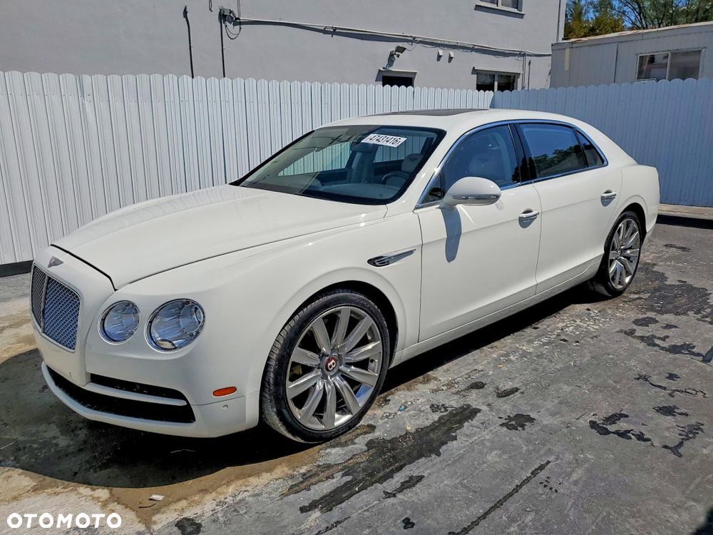 Bentley Flying Spur V8 - 1