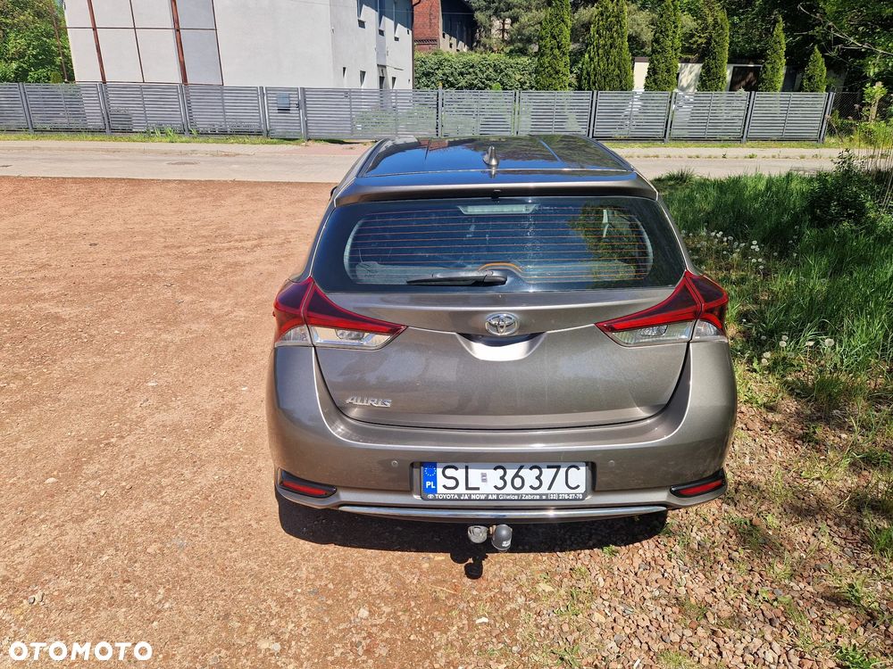 Toyota Auris 1.6 Premium - 13