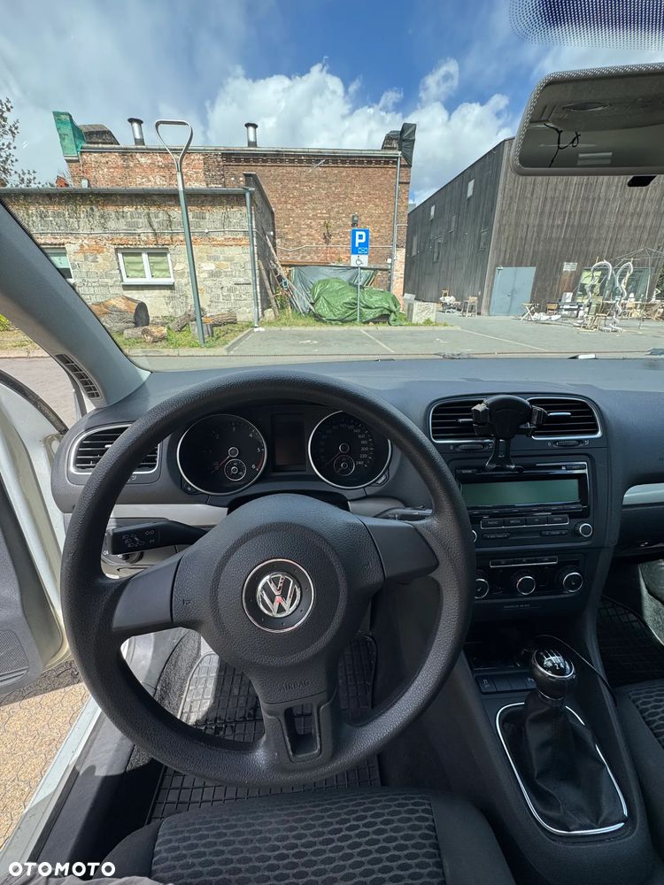Volkswagen Golf 1.6 TDI Trendline - 12