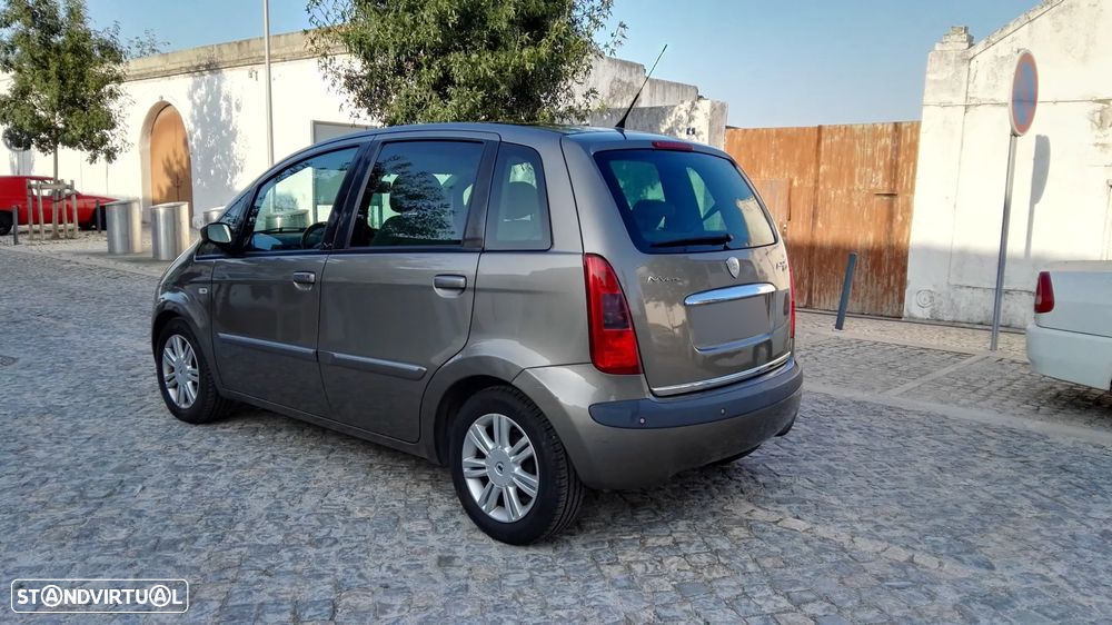 Lancia Musa 1.3 16V M-jet DFN Platino - 6