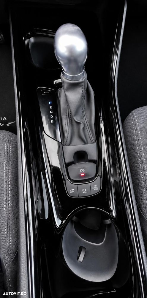 Toyota C-HR - 12