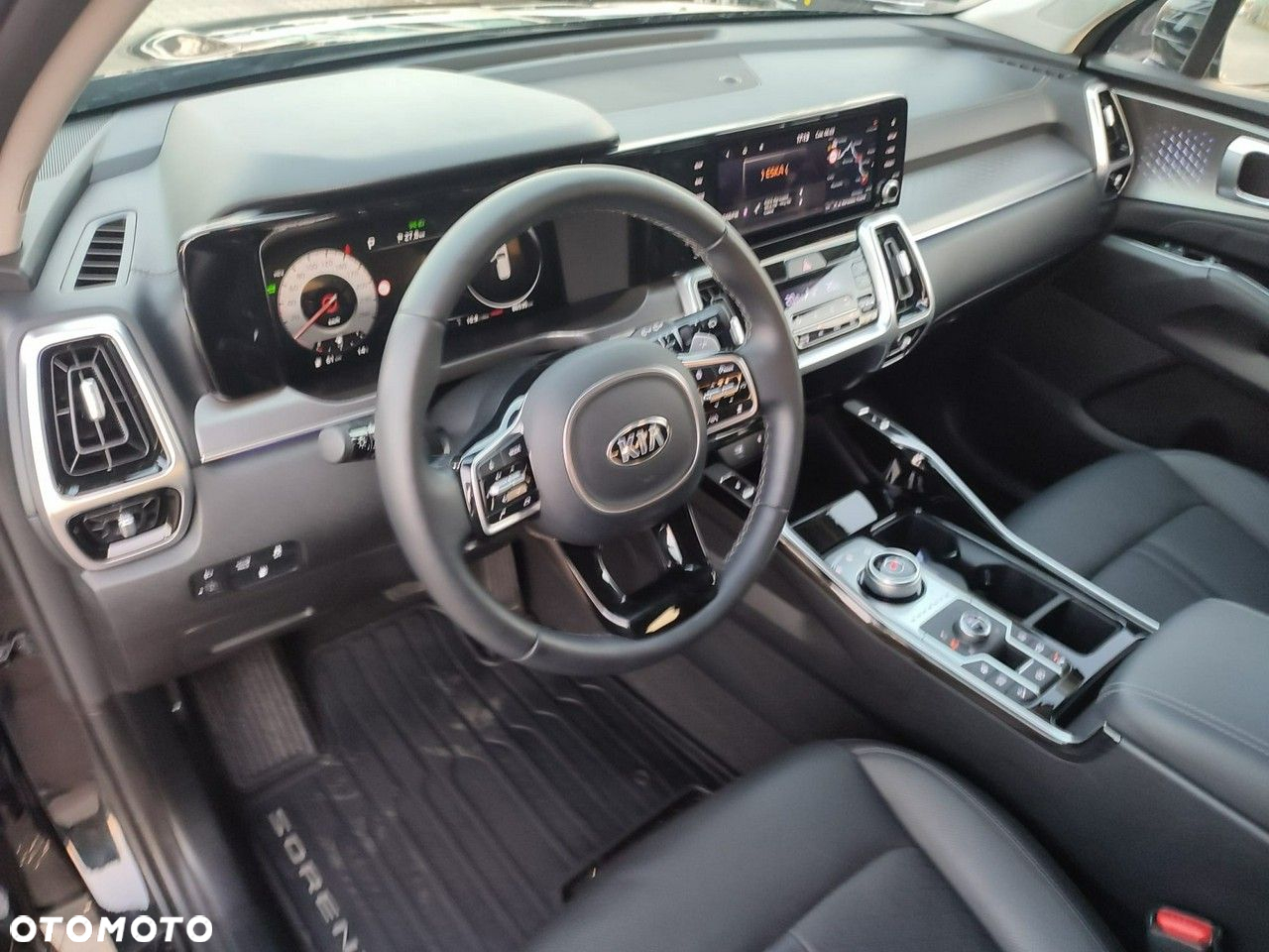 Kia Sorento - 12