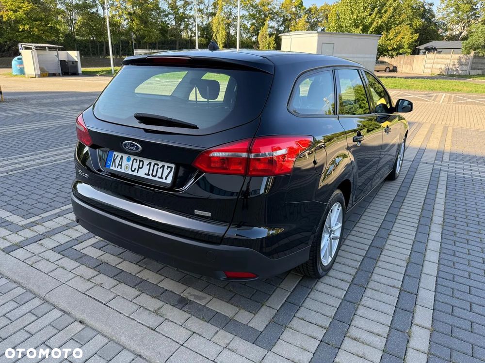Ford Focus 1.0 EcoBoost Active Business - 28