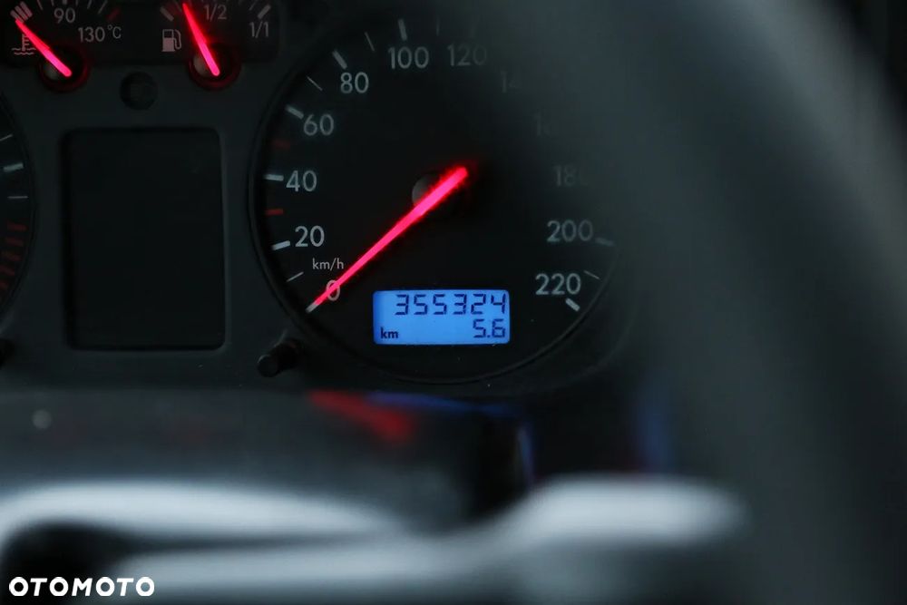 Volkswagen Transporter - 31