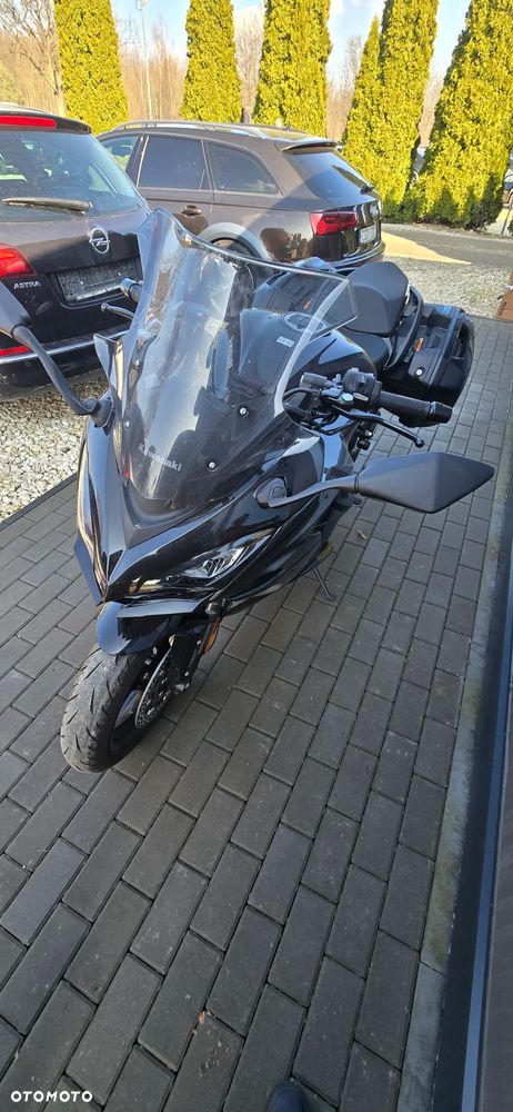 Kawasaki Ninja 1000 SX - 3