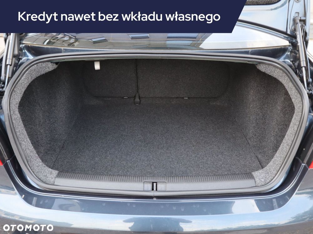 Volkswagen Jetta - 15