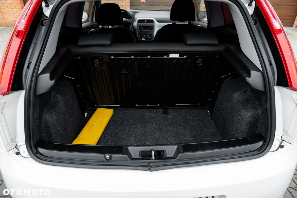 Fiat Grande Punto 1.2 8V - 28