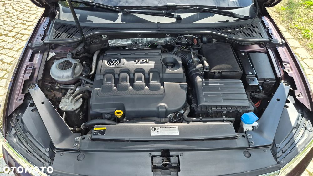 Volkswagen Passat 2.0 TDI BMT Comfortline - 22