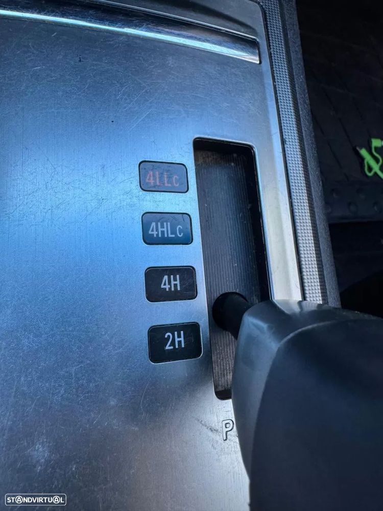 Mitsubishi Pajero 3.2 DI-D Auto Instyle - 22