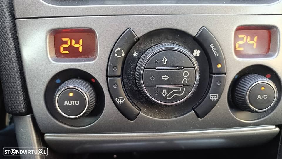 Peugeot 308 SW 1.6 HDi Executive CVM6 - 5