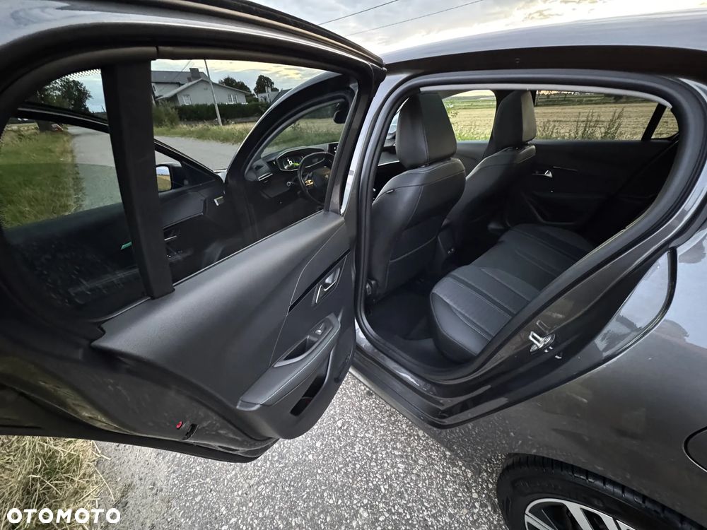 Peugeot 208 1.5 BlueHDi Allure Pack S&S - 26