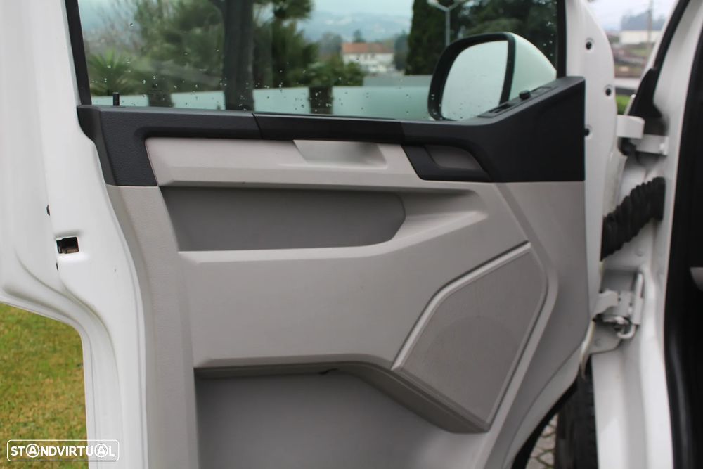 VW TRANSPORTER 2.0 TDI - 3 LUG. A/C - 12