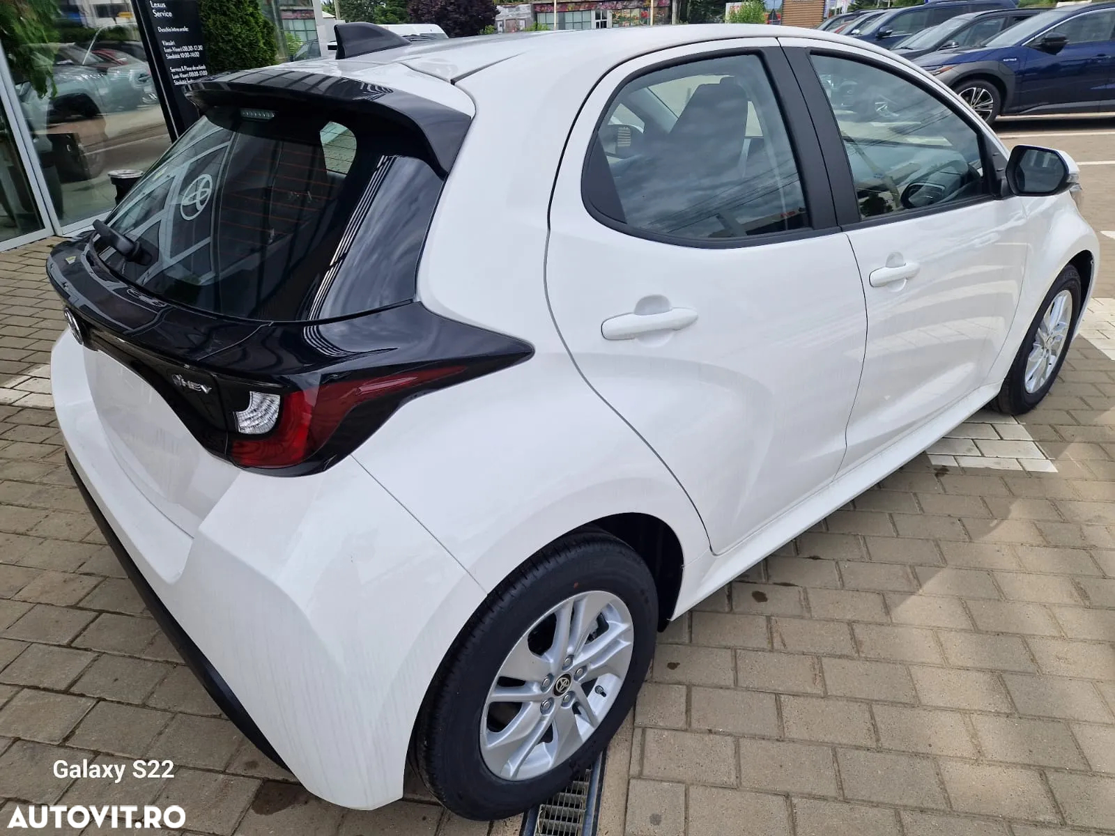 Toyota Yaris 1.5 VVT-i HSD Eco - 7