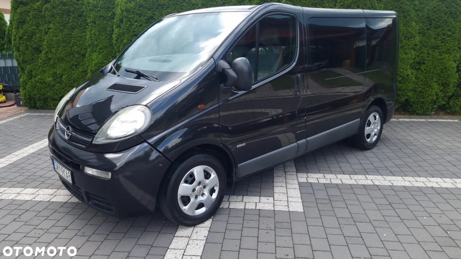 Opel Vivaro - 2