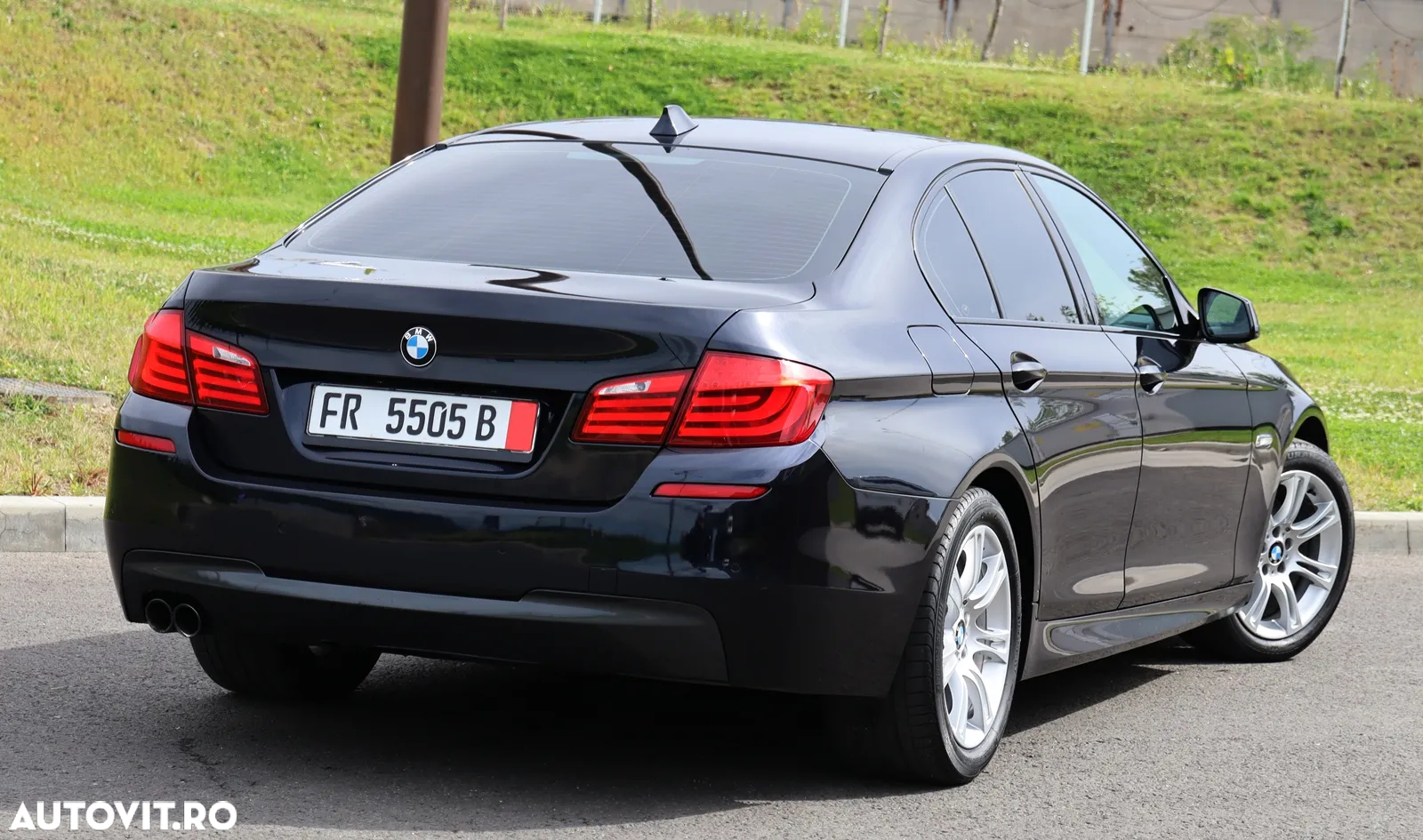 BMW Seria 5 520d - 12