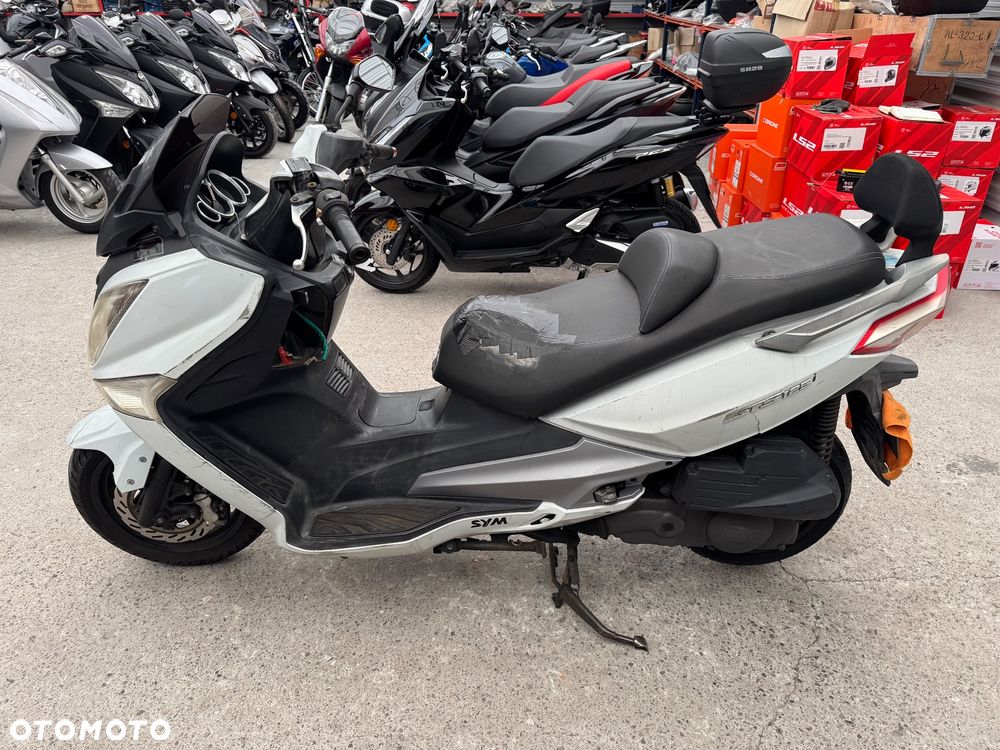 SYM GTS - 4