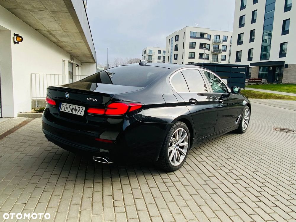 BMW Seria 5 530i xDrive - 2