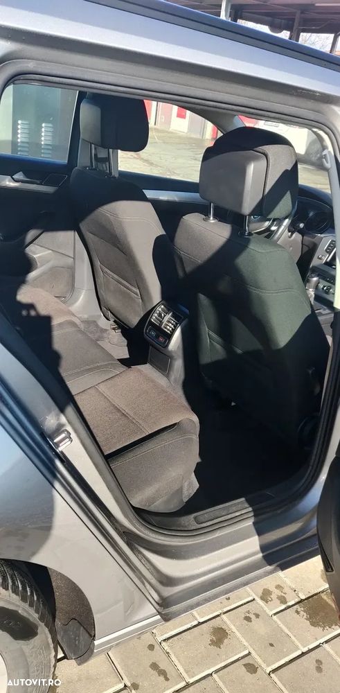 Volkswagen Passat 1.6 TDI Comfortline - 17