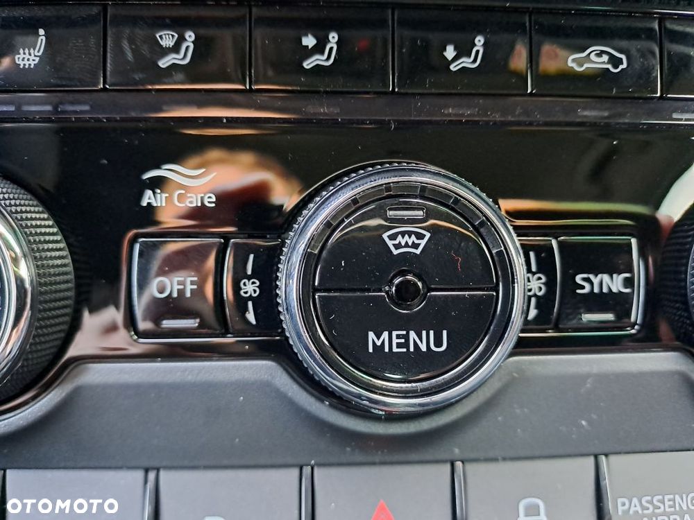 Skoda Karoq 1.5 TSI ACT Sportline DSG - 14