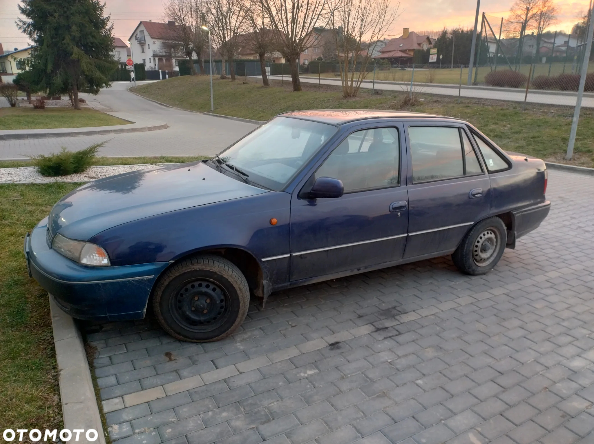 Daewoo Nexia 1.5 GL - 2