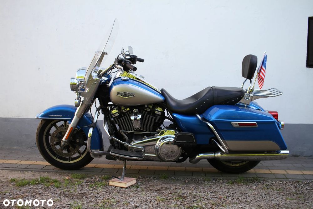 Harley-Davidson Touring Road King - 4