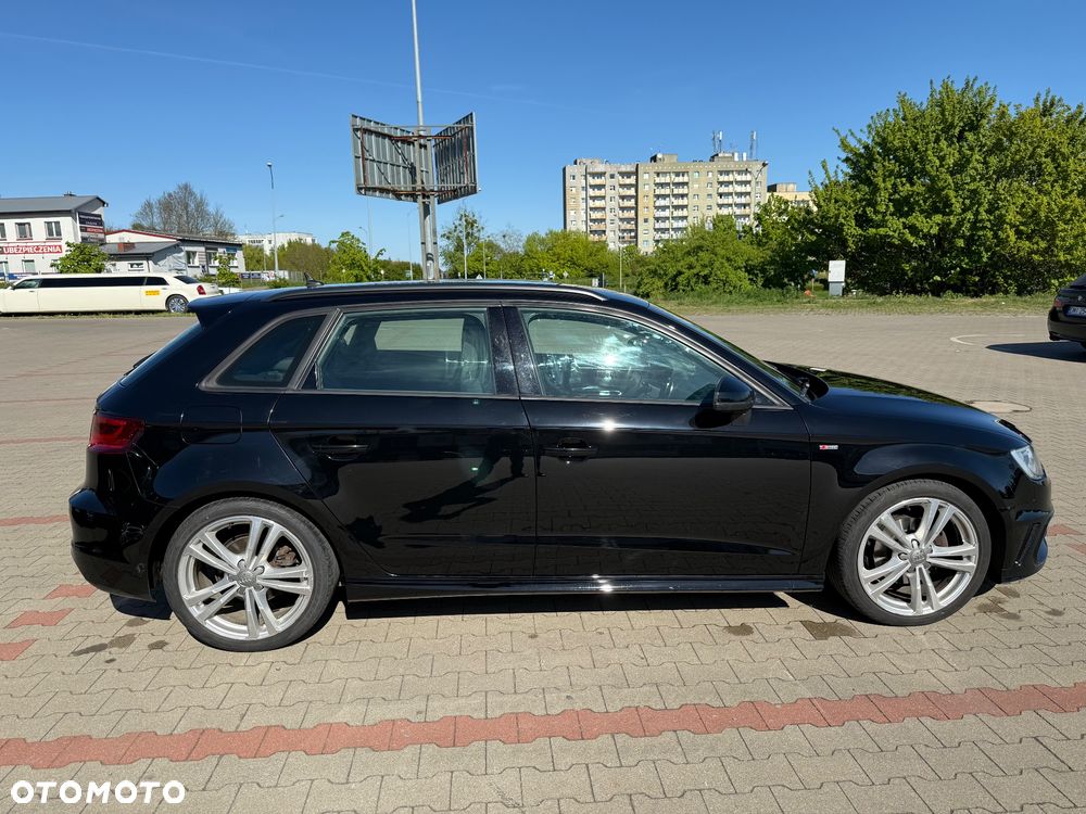 Audi A3 Sportback 2.0 TDI S line Sportpaket - 4