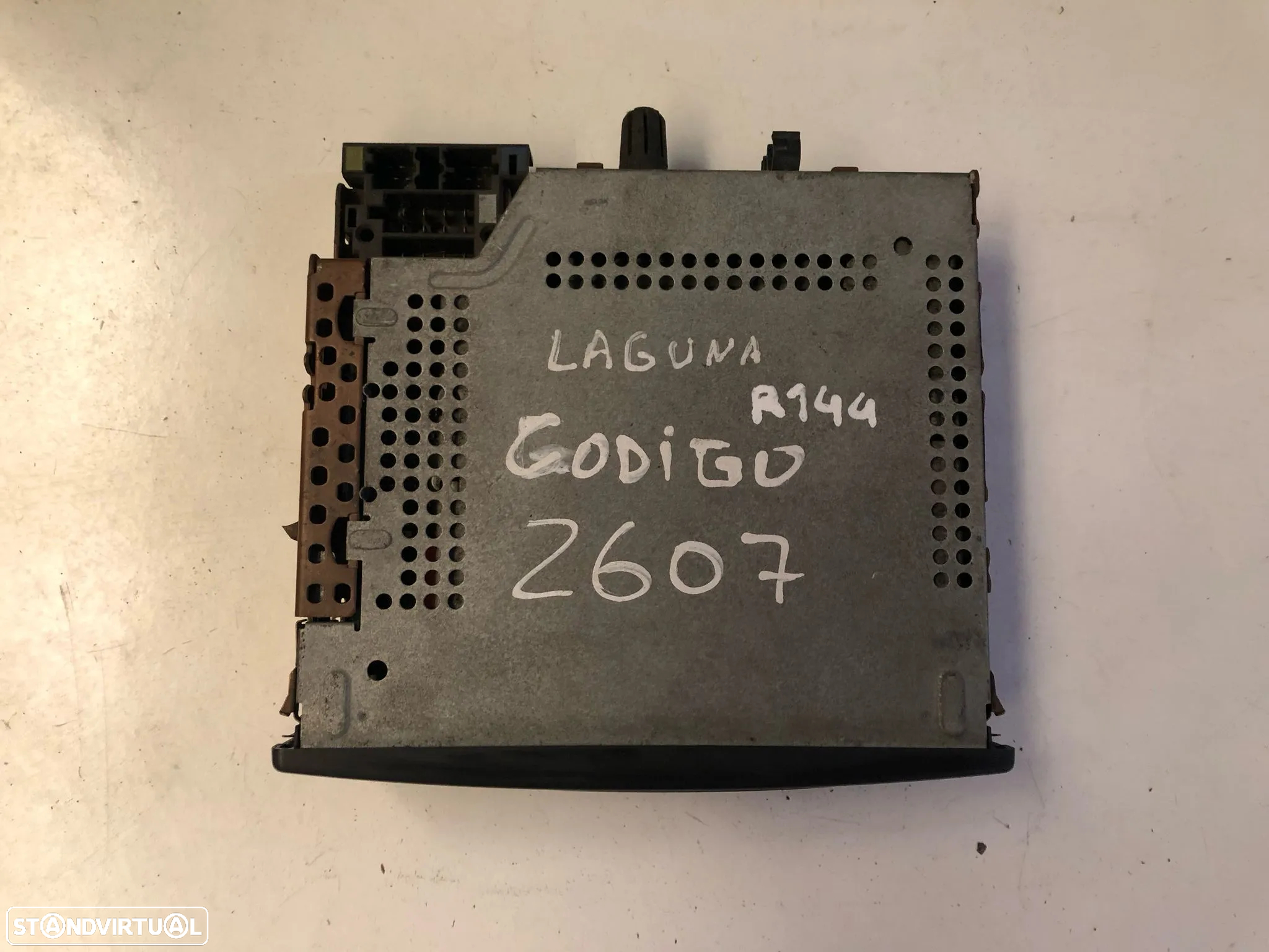 RENAULT LAGUNA II AUTO RADIO CD - R144 - 2