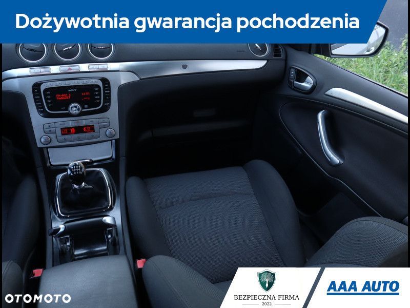 Ford S-Max - 9