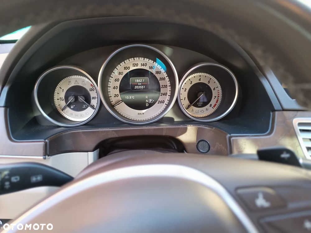 Mercedes-Benz Klasa E 250 Avantgarde - 4