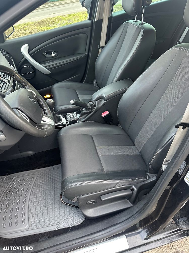 Renault Megane dCi 130 FAP BOSE Edition - 7