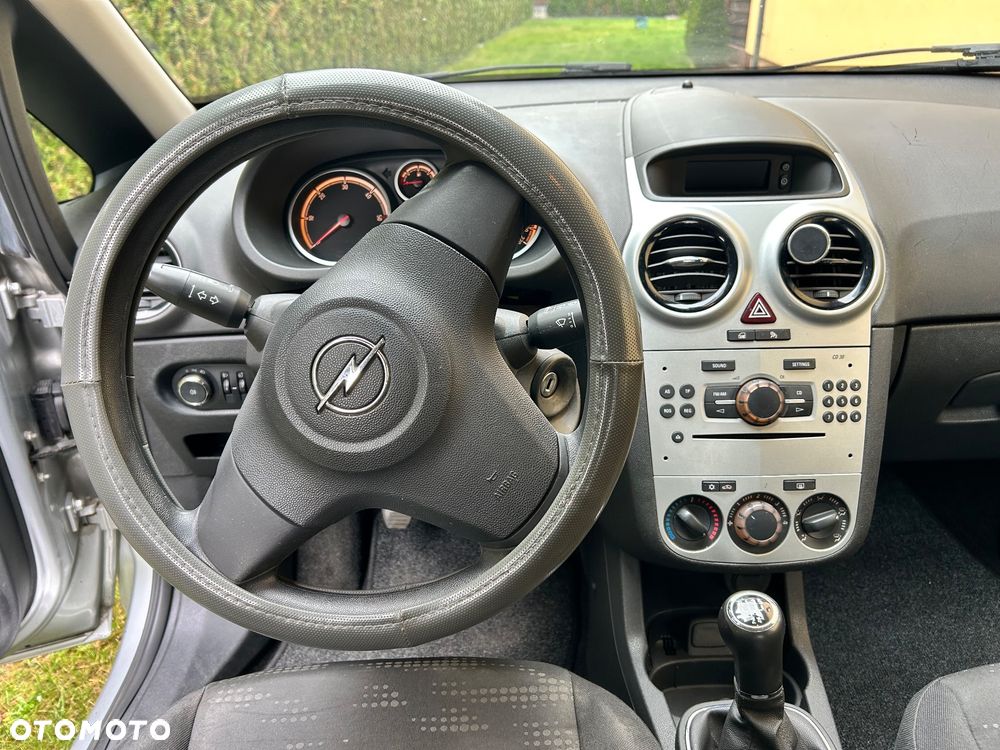 Opel Corsa 1.3 CDTI Enjoy - 11