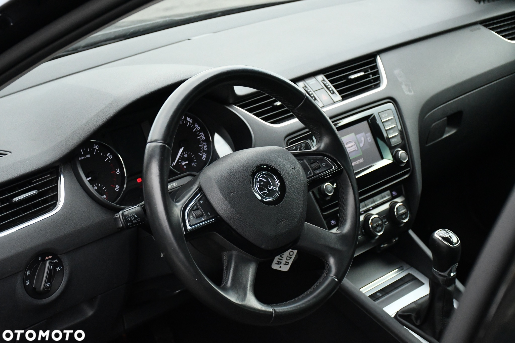 Skoda Octavia 1.4 TSI Active - 37