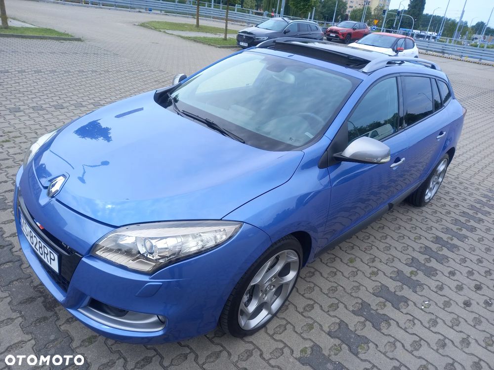 Renault Megane TCe 180 GT - 10