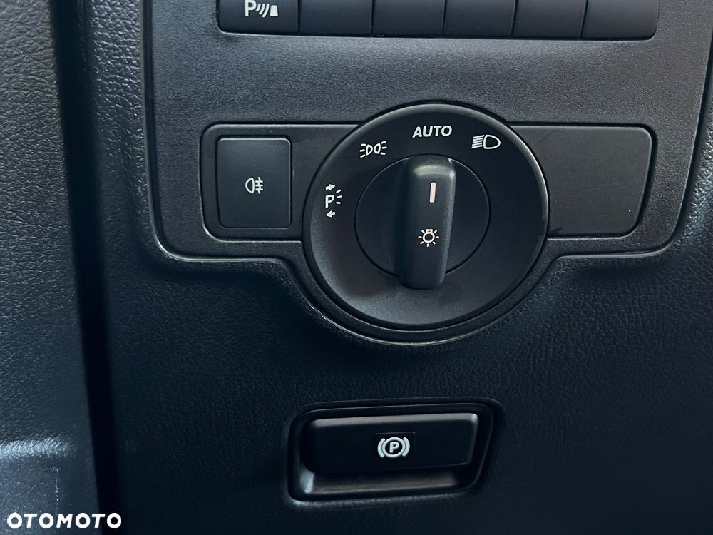 Mercedes-Benz Vito - 17