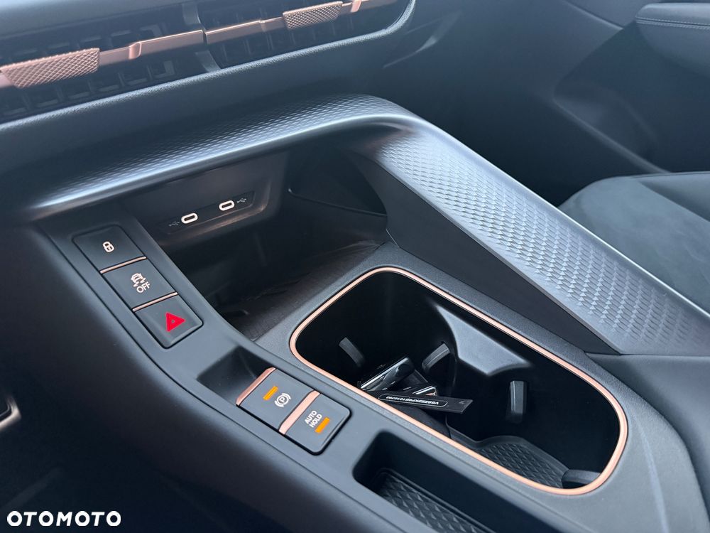 Cupra Terramar 1.5 eTSI mHEV Advantage Edition DCC DSG - 24