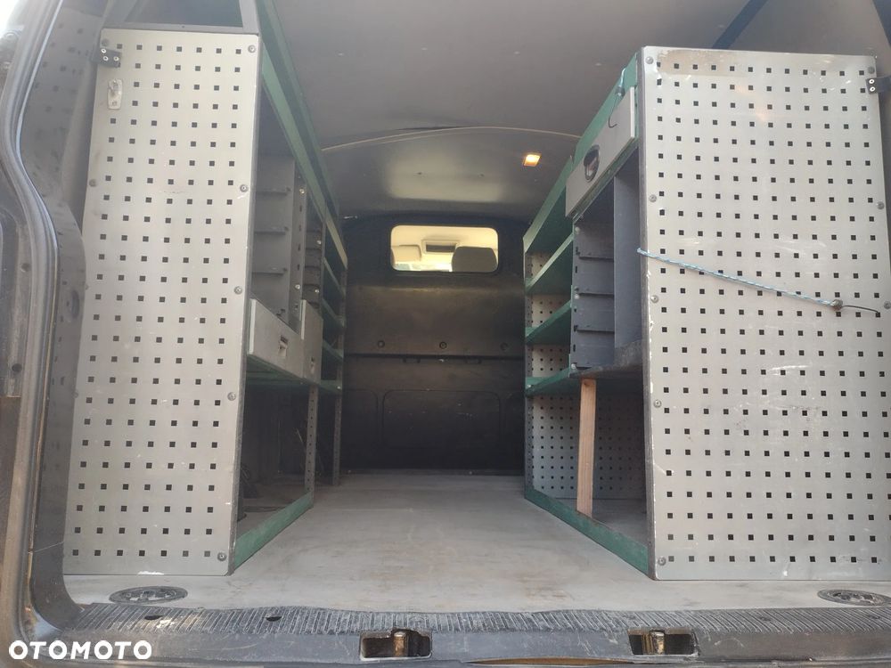 Volkswagen Transporter T5 LONG LIFT - 8