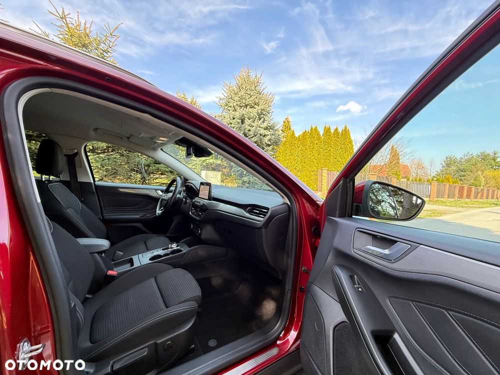 Ford Focus 1.5 EcoBoost Titanium X - 26