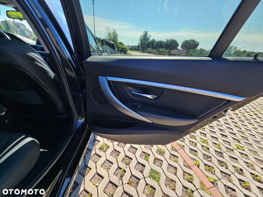BMW Seria 3 318i GPF Sport Line - 26