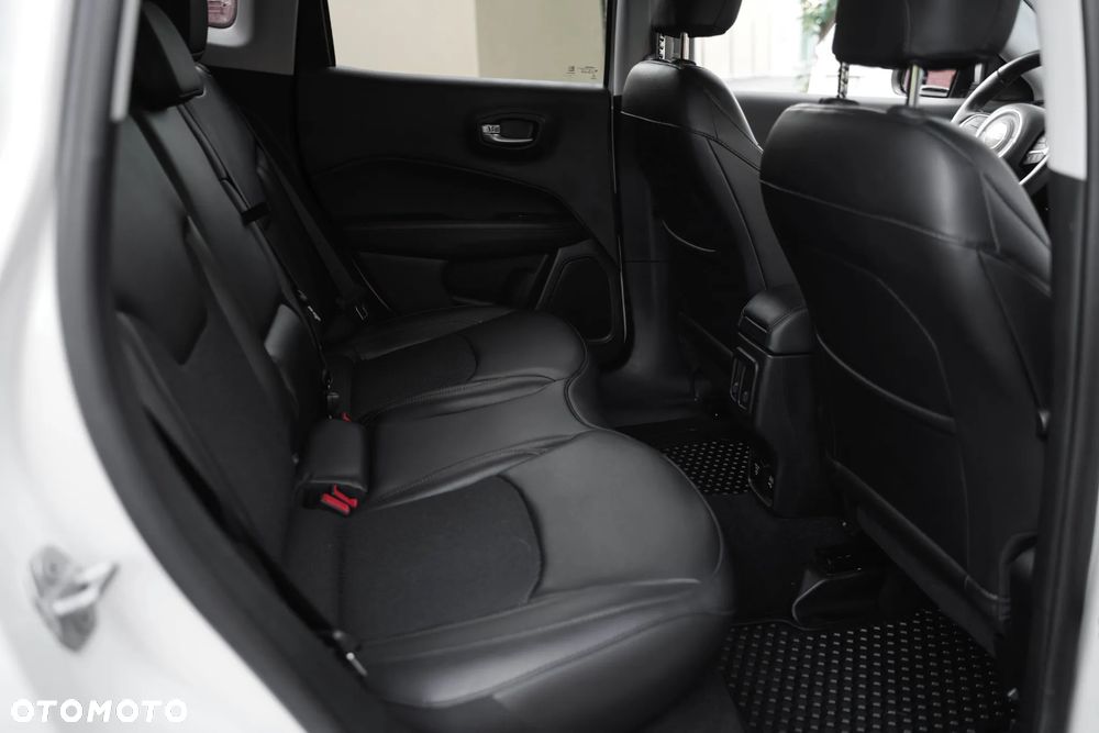 Jeep Compass 1.4 TMair Limited 4WD S&S - 8