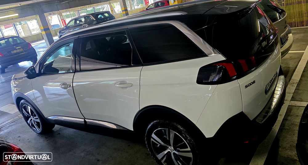 Peugeot 5008 PureTech 130 Stop & Start Allure Pack - 12