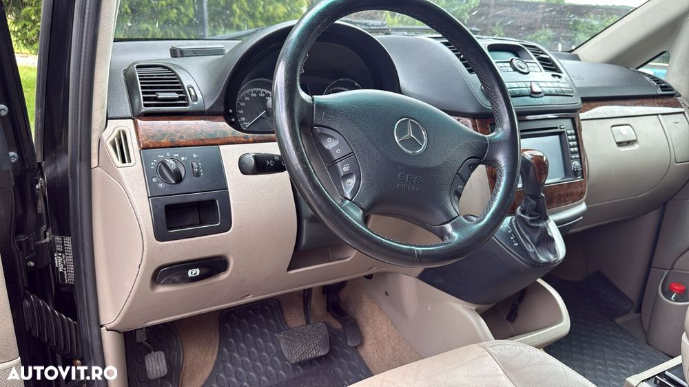 Mercedes-Benz Viano - 11