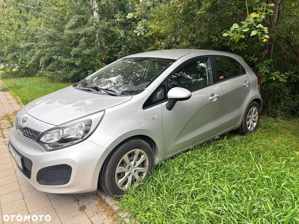 Kia Rio - 3