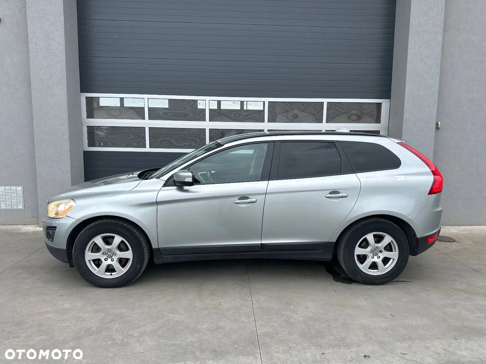 Volvo XC 60 D5 AWD Kinetic - 6